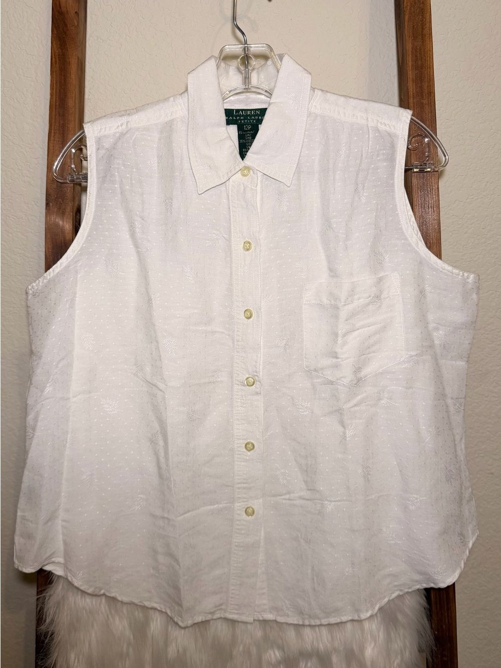 Lauren Ralph Lauren White Petite Sleeveless Button-Up Top